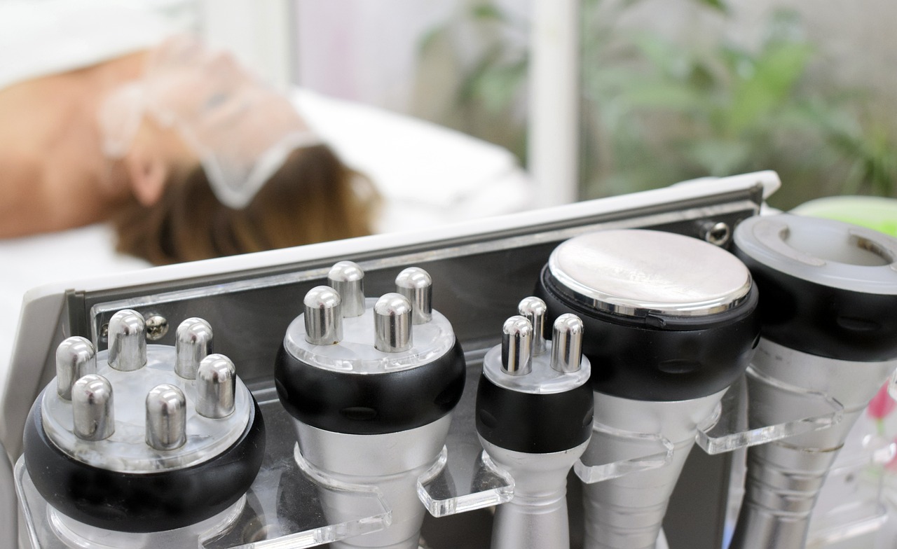 科技與美容的完美結(jié)合，最新法令紋去除方法揭秘