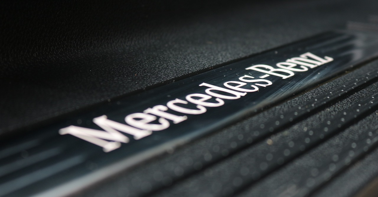 陽(yáng)光耐力板每平米價(jià)格詳解，市場(chǎng)動(dòng)態(tài)、影響因素與購(gòu)買指南