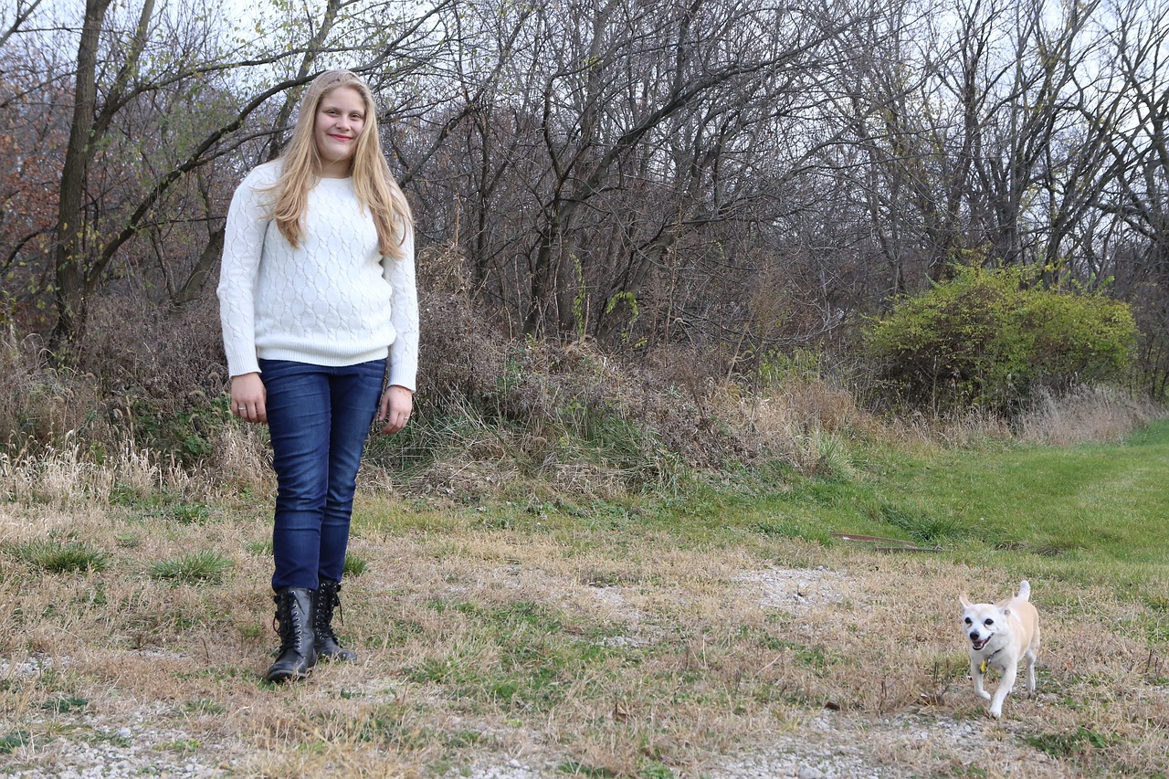 動漫美女上課尷尬遭遇，尿褲子事件揭秘