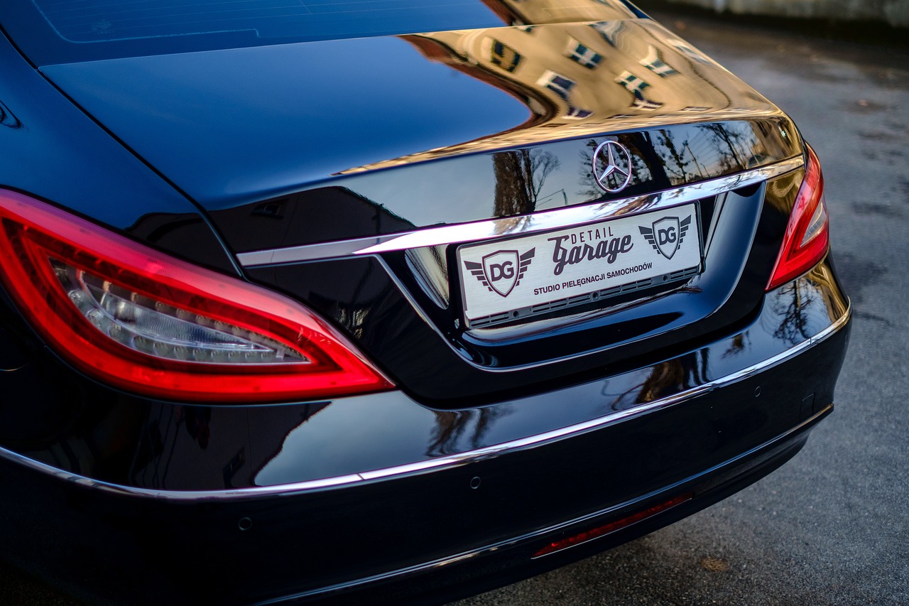 豐田卡羅拉新款車型展示，經(jīng)典與現(xiàn)代科技的完美融合圖片欣賞