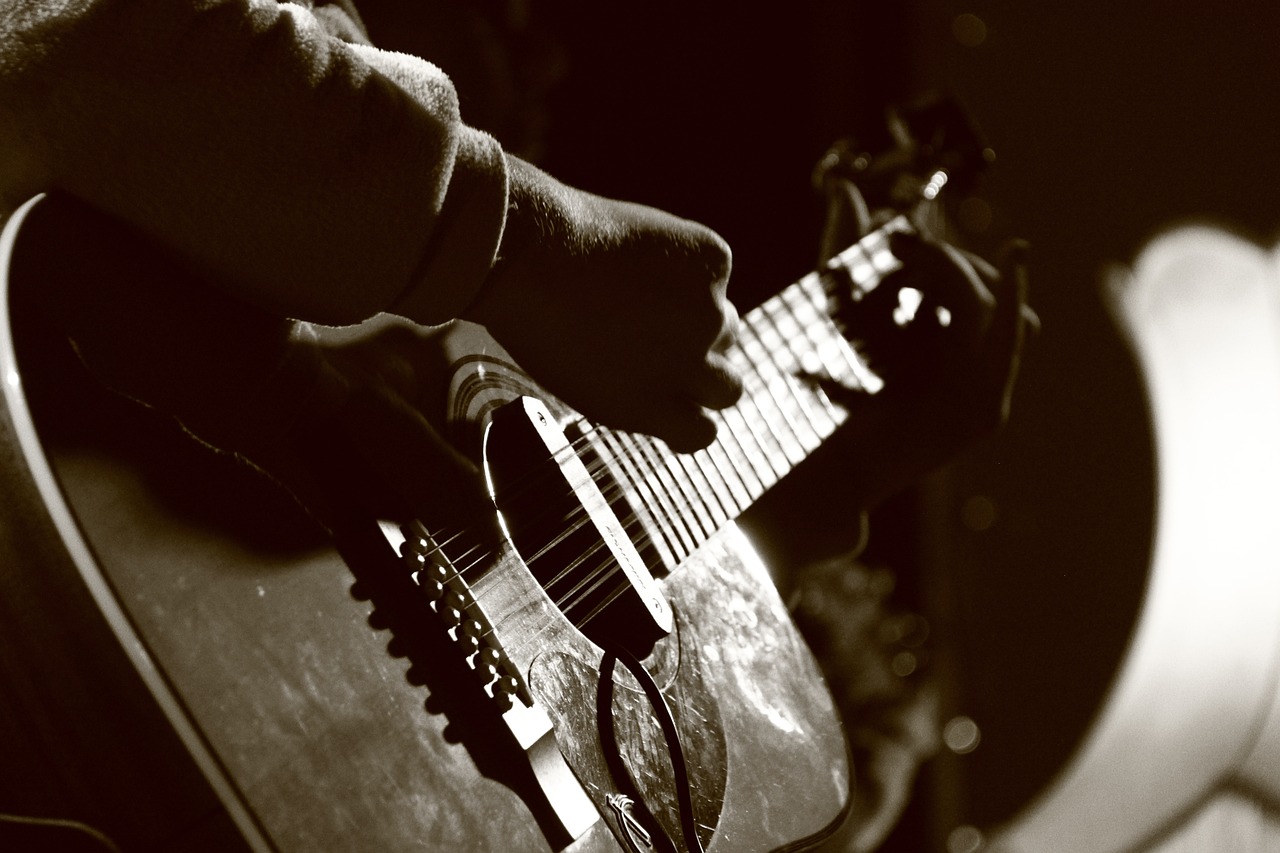 最新獨(dú)立音樂，跨界重塑，聲音震撼心靈