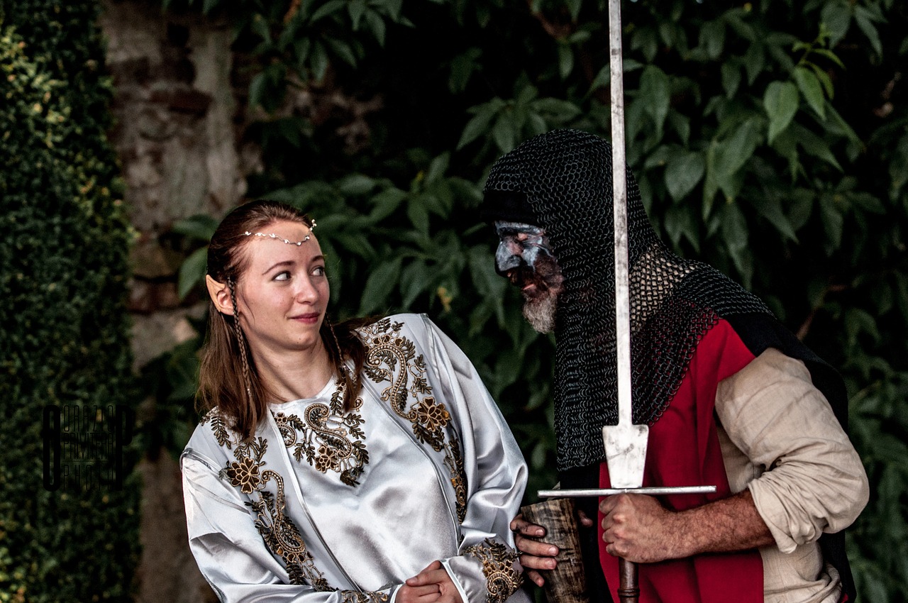 傳統(tǒng)與現(xiàn)代的交融之美，和服動漫女的魅力展現(xiàn)