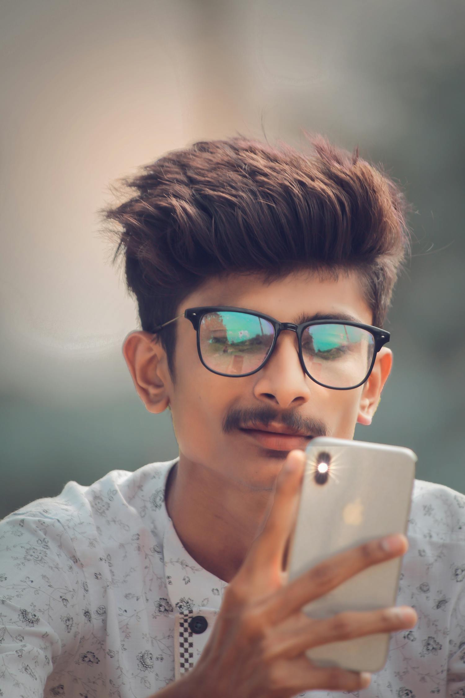 男演員哭戲，情感真摯表達(dá)與藝術(shù)挑戰(zhàn)的交融之道