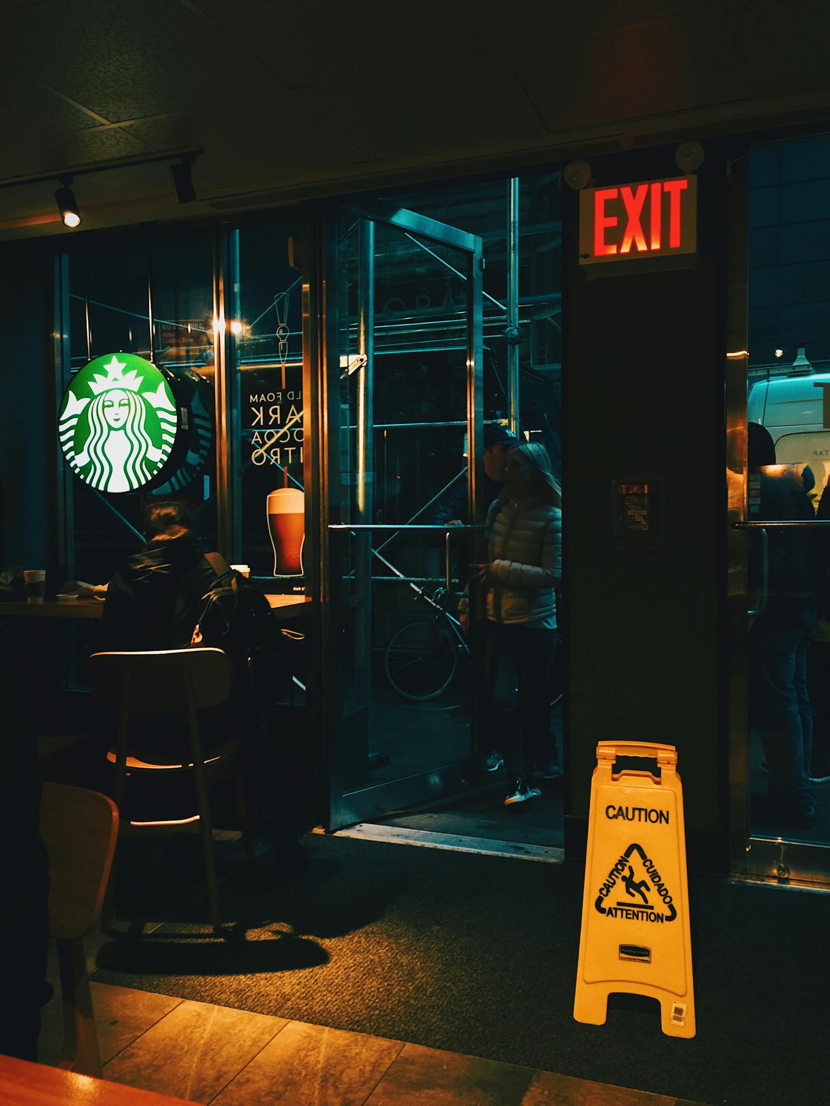 星巴克新開業(yè)店鋪，咖啡文化的極致體驗