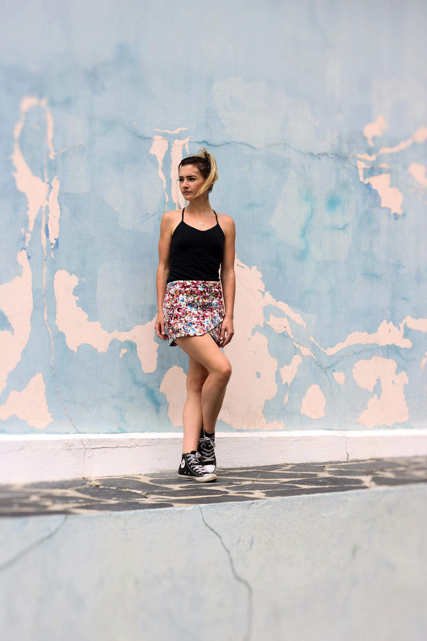 最新街拍絲襪秀，時尚魅力的獨(dú)特展現(xiàn)