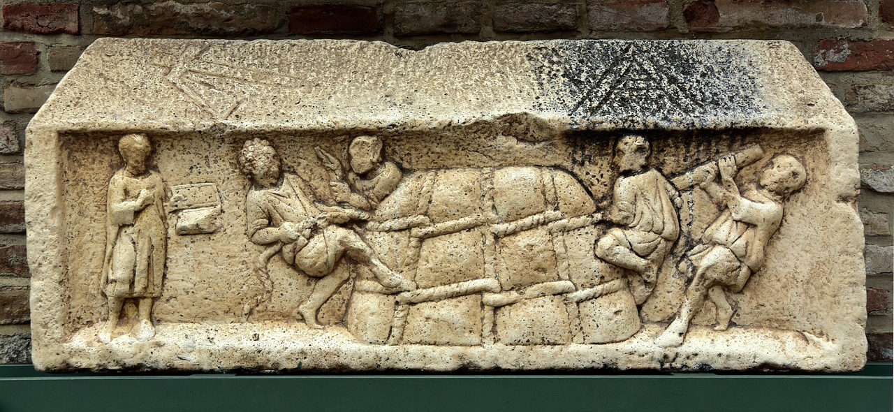 ?；韬钅棺钚掳l(fā)現揭秘千年歷史寶藏的獨特之處