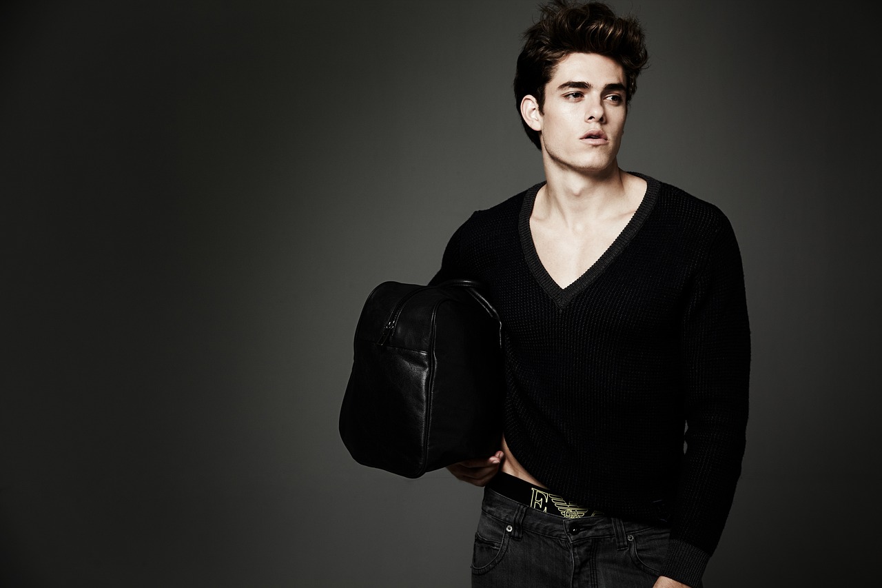 時(shí)尚男士發(fā)型展示，潮流趨勢(shì)與個(gè)性風(fēng)采的完美結(jié)合風(fēng)采展示