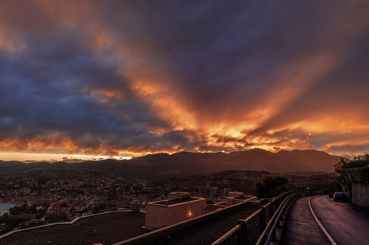 暗中人 第13頁(yè)