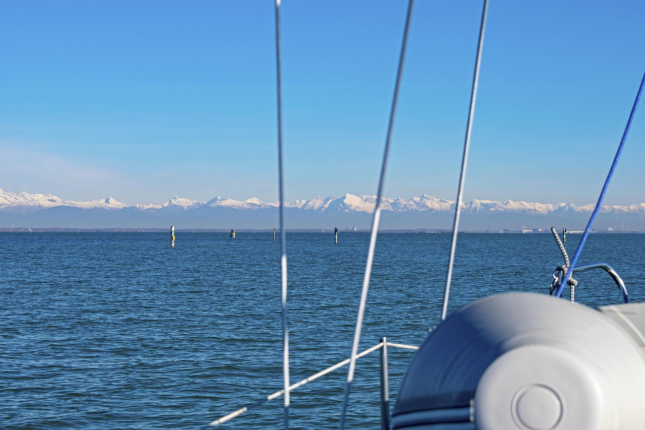 最新廈航，創(chuàng)新、服務(wù)與發(fā)展多維探索之旅