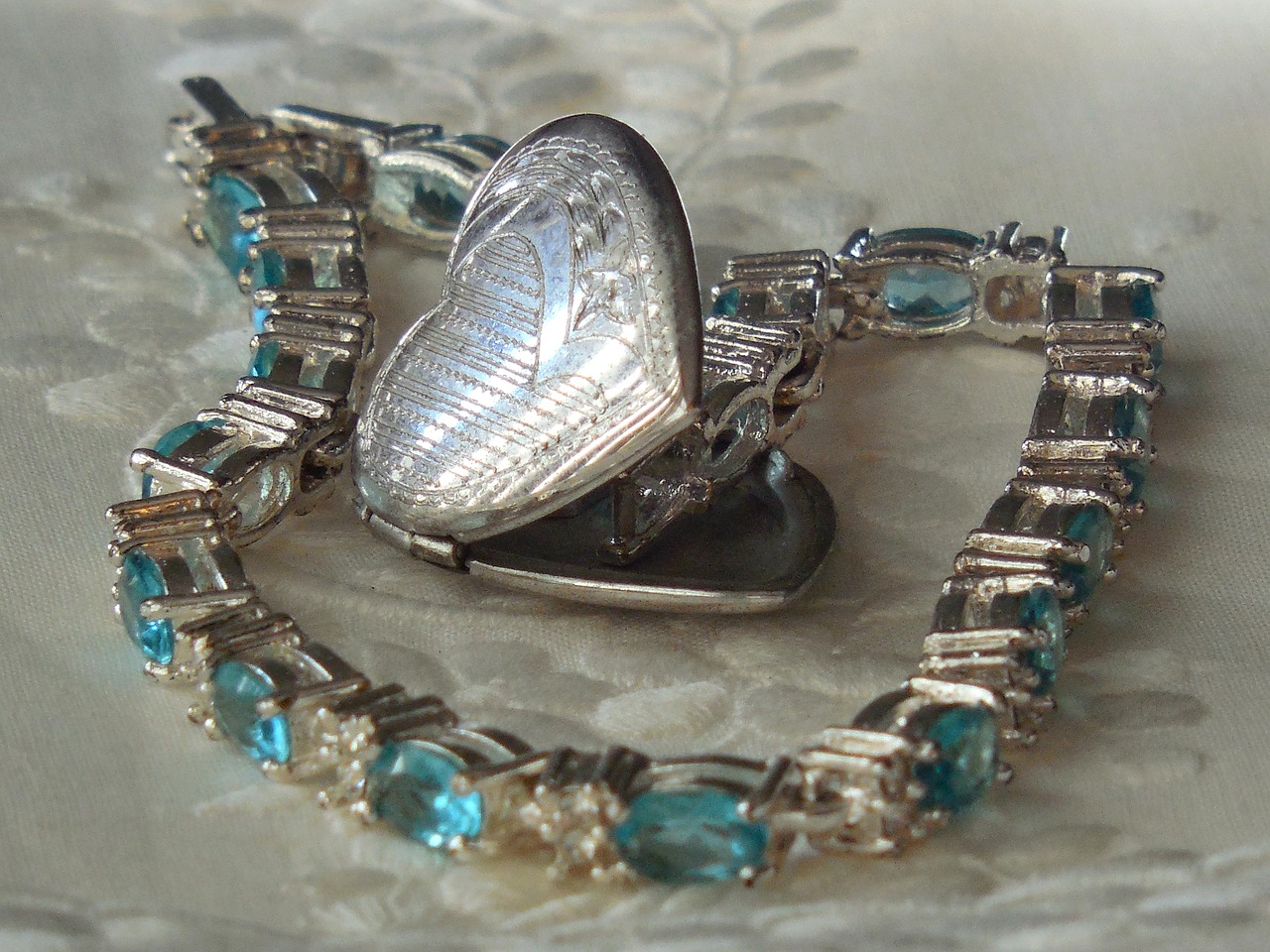 帥氣男孩動漫頭像的魅力與影響力解析