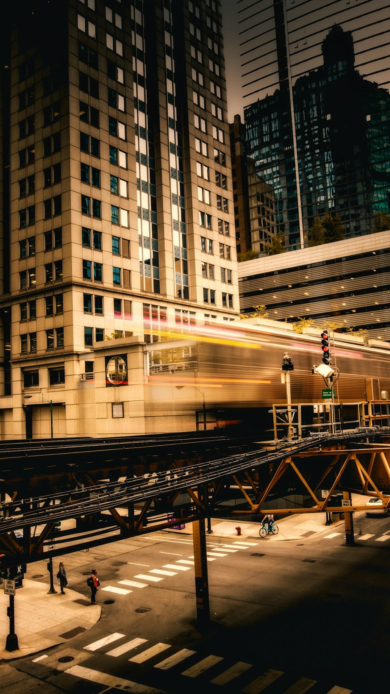 綠地上市之路，探索與突破，綠地集團(tuán)上市進(jìn)程揭秘