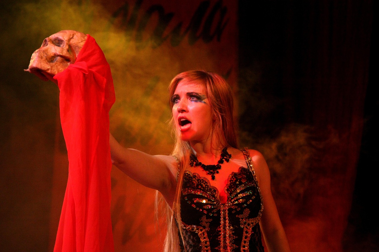 緬懷京劇大師離世，追憶偉大演員的生命之旅