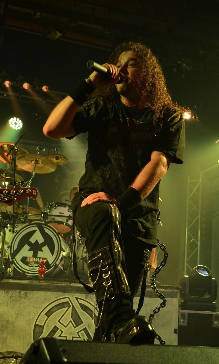 陌生人演員陣容揭秘，角色背后的故事探索