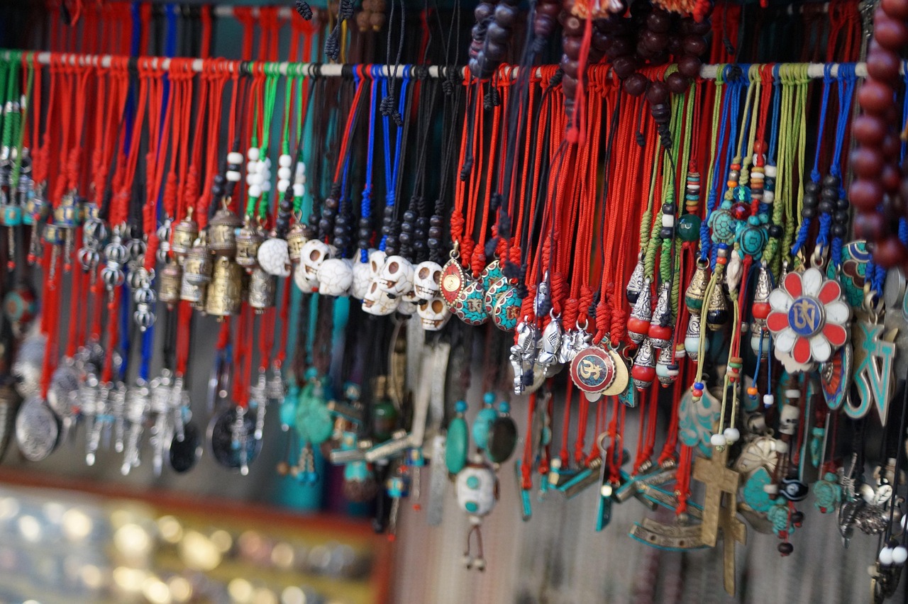 引領(lǐng)潮流新篇章，最新首發(fā)集結(jié)，開啟時(shí)尚新紀(jì)元