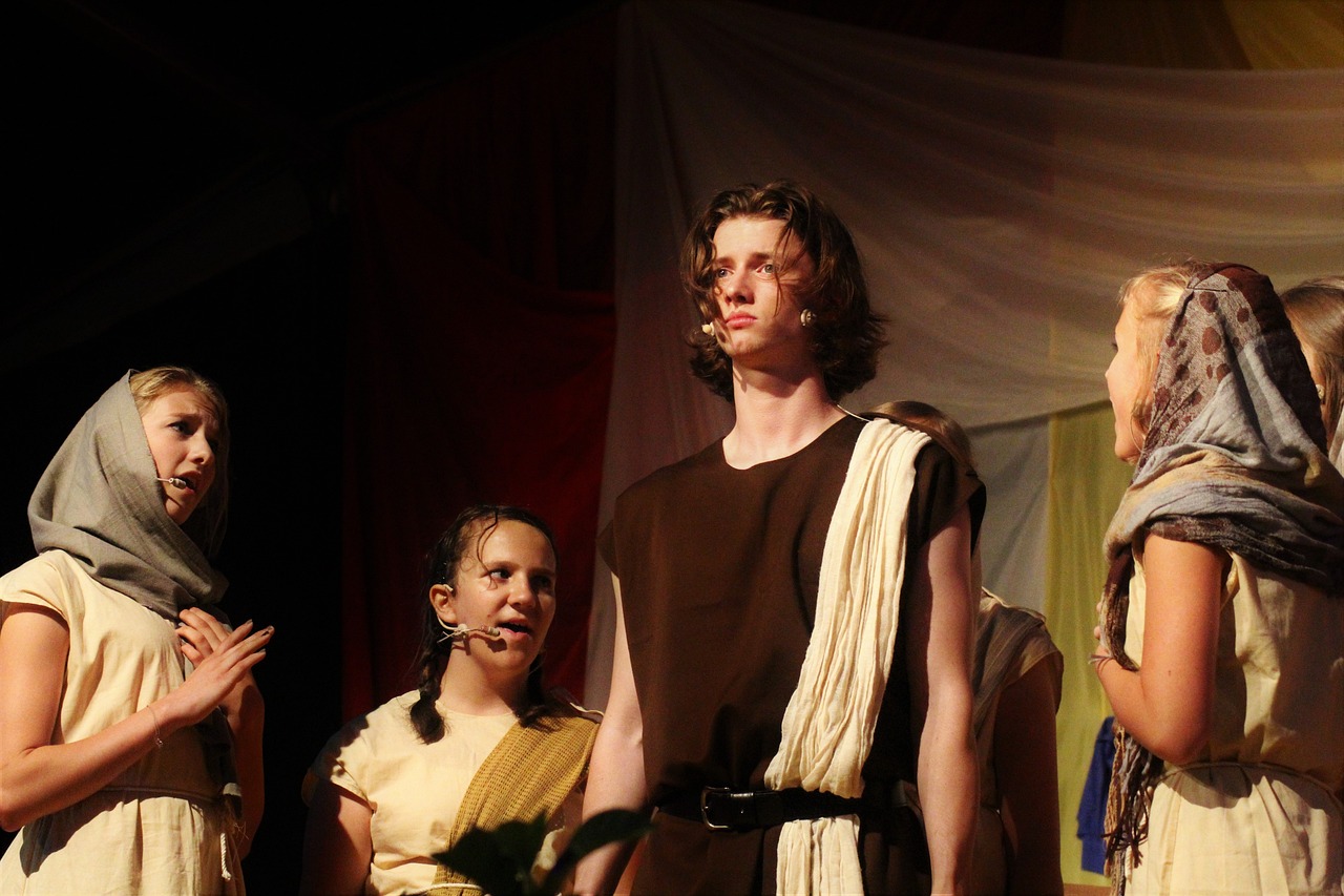 石英演員，舞臺(tái)與熒屏上的璀璨明星