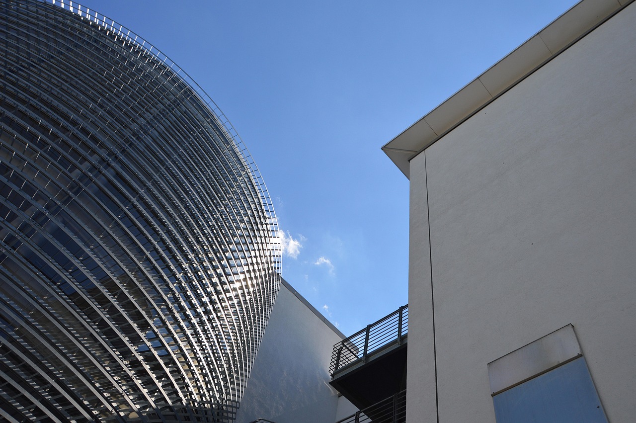 新盤亮相引領(lǐng)城市生活新潮流風(fēng)向標(biāo)