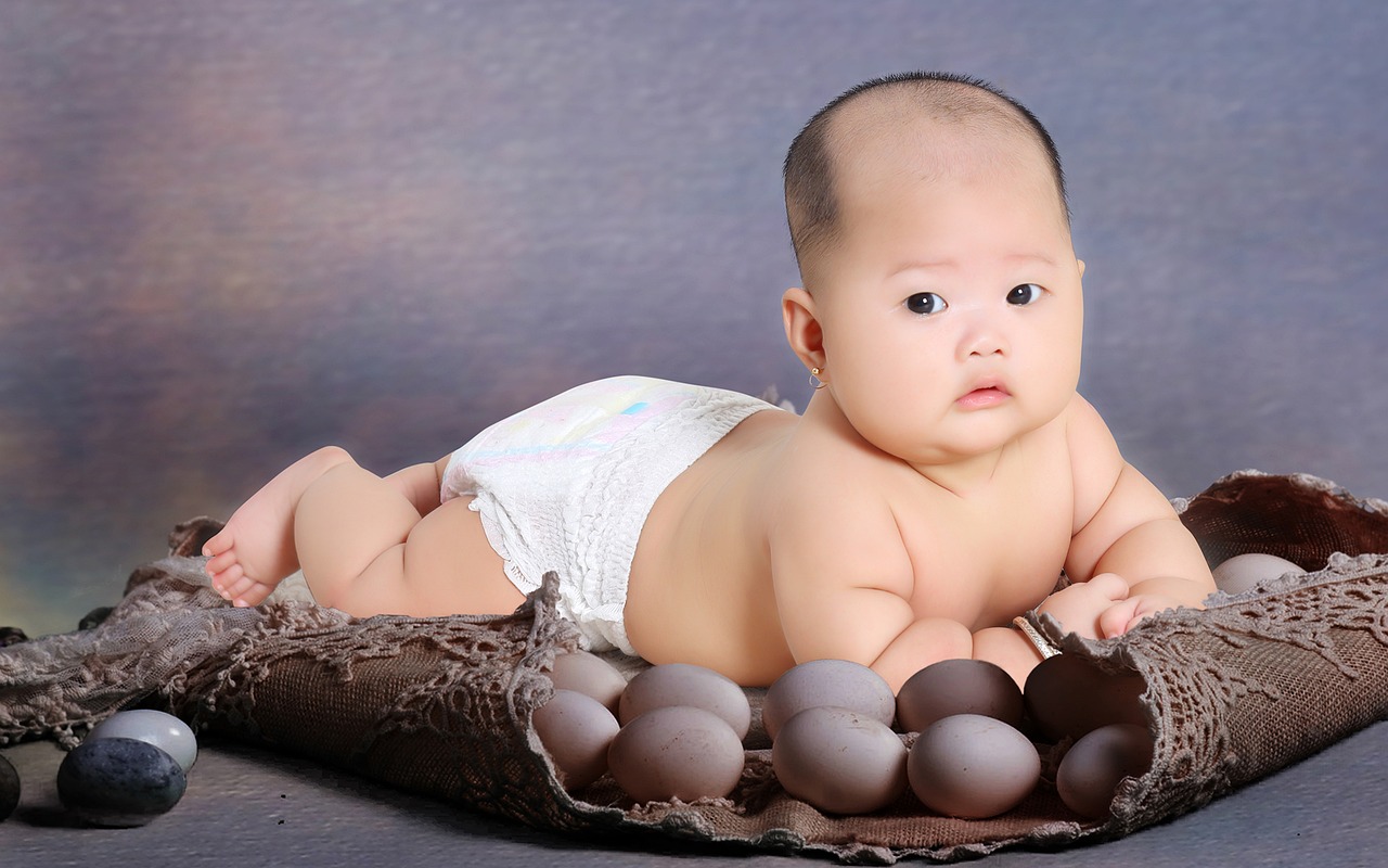 見(jiàn)證生命的奇跡時(shí)刻，明星們的順產(chǎn)之旅