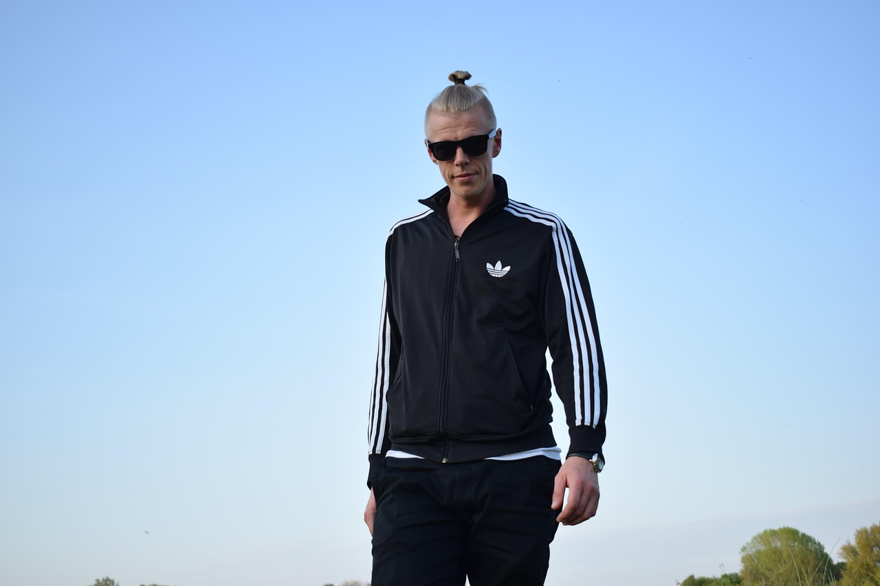 許亞軍演員，演藝之路的閃耀之星