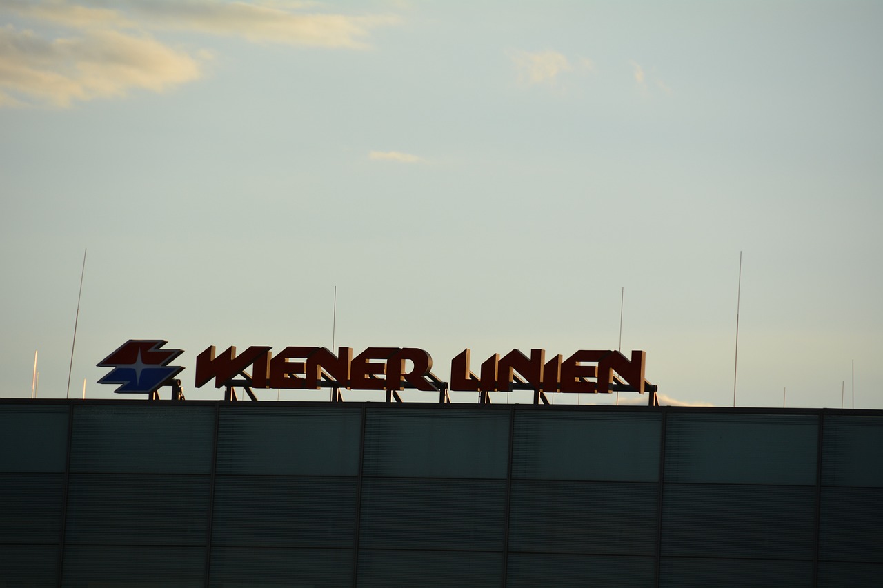 灤縣生活網(wǎng)，領航本地資訊，解讀最新資訊之道