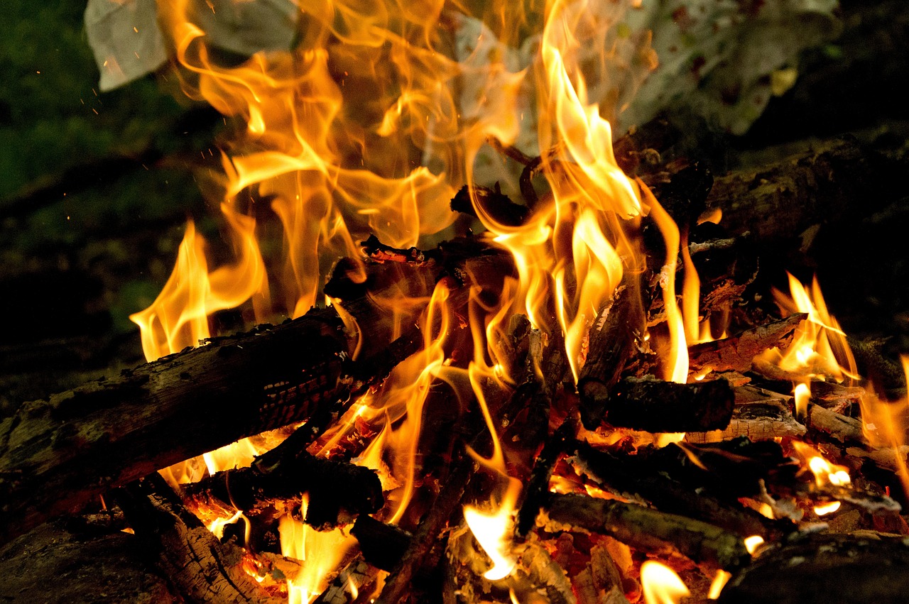 超火動漫，青春熱情與想象力的燃燒之旅