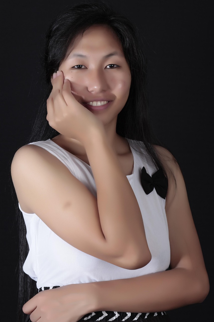 長頭發(fā)明星，魅力與風尚的展現(xiàn)