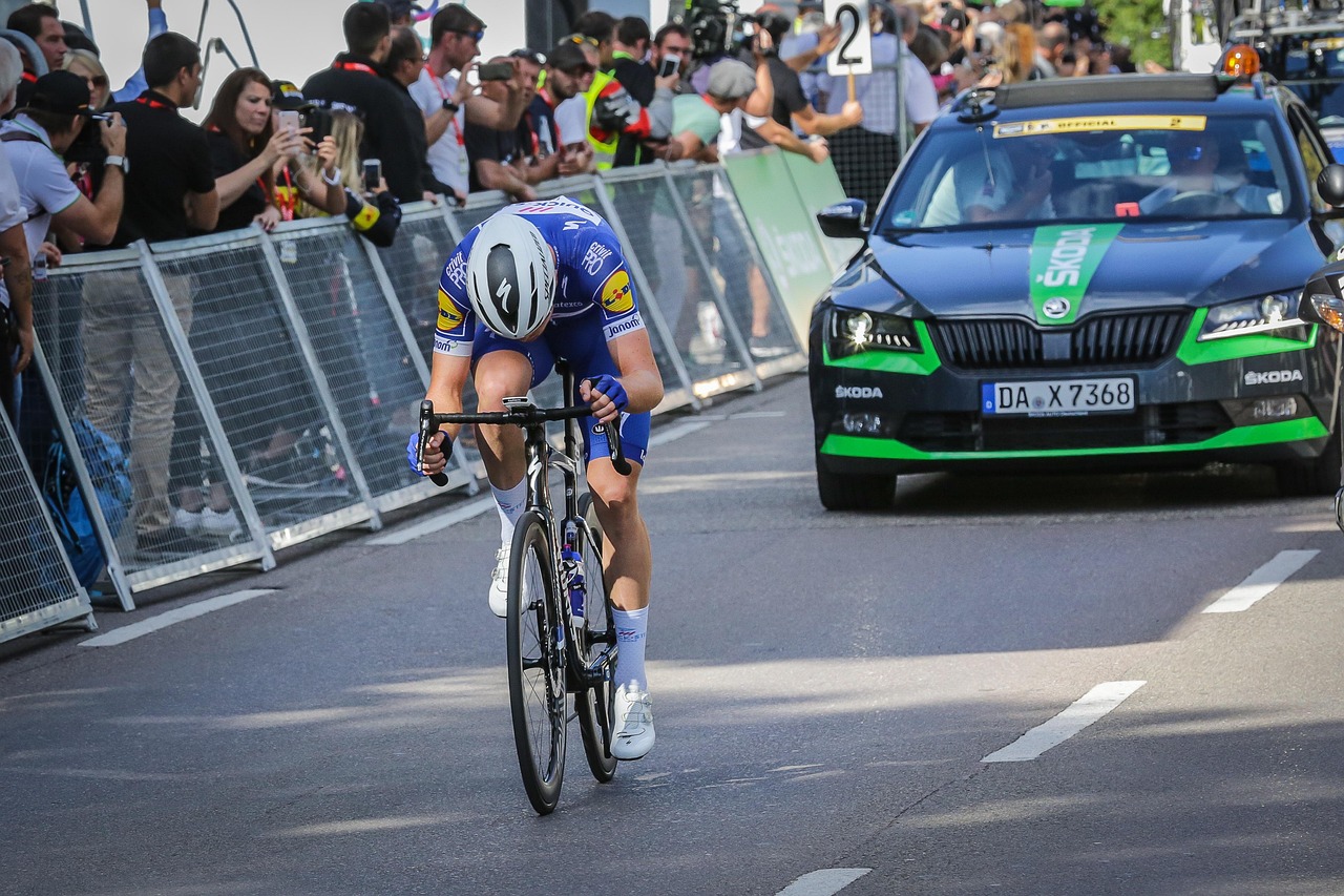 公路比賽，速度與激情的較量盛宴