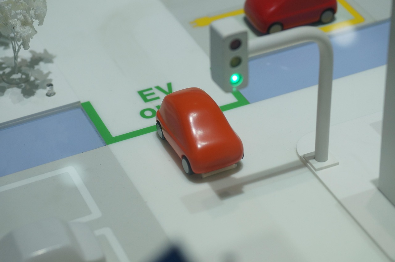 華發(fā)峰尚引領(lǐng)城市先鋒力量，最新動(dòng)態(tài)聚焦發(fā)展動(dòng)態(tài)