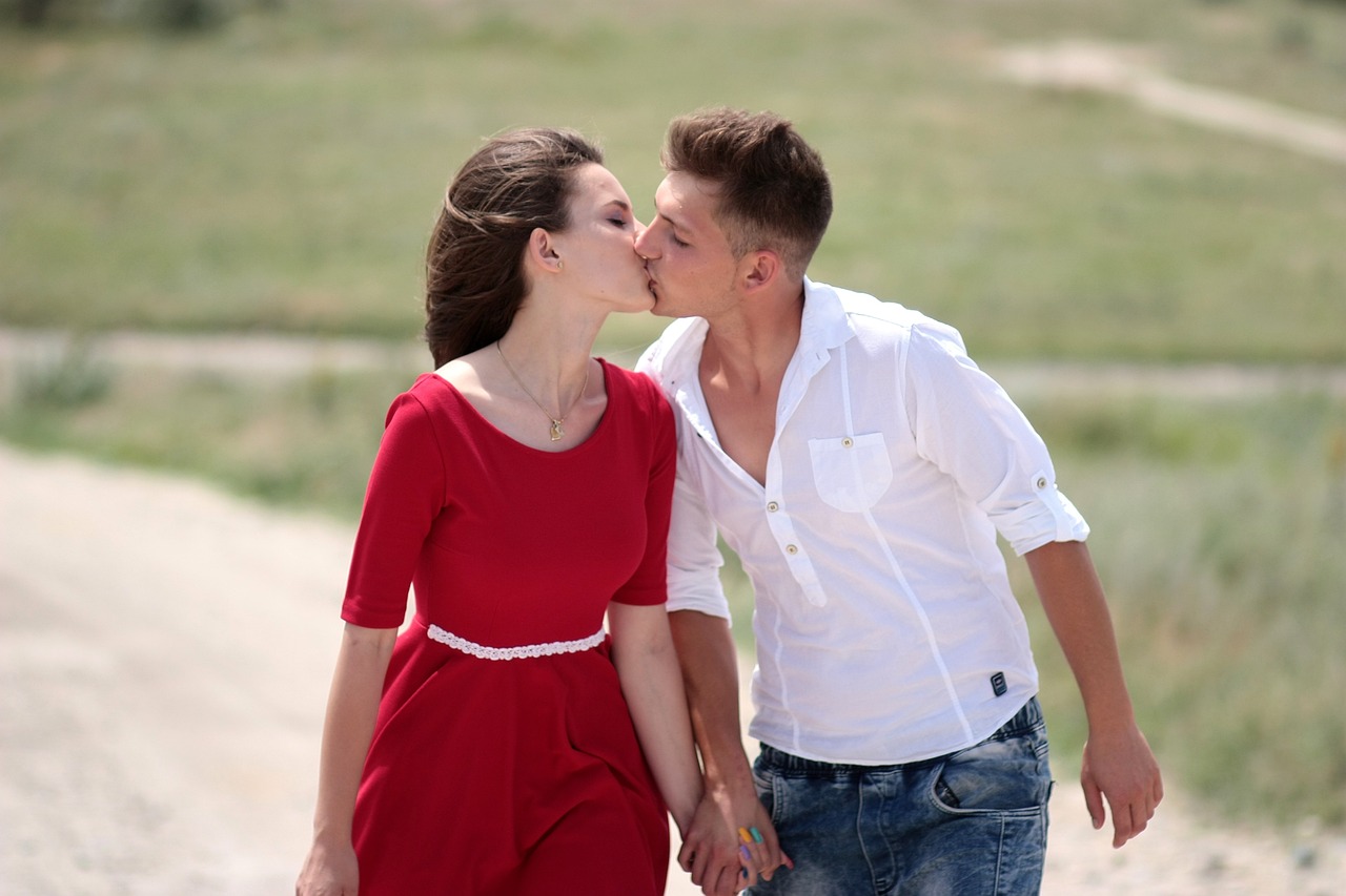 不文騷電影，探索回歸電影本質之路