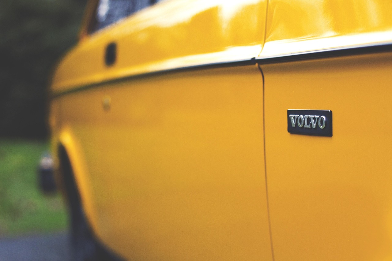 吉利汽車價(jià)格深度解析及市場競爭策略探究