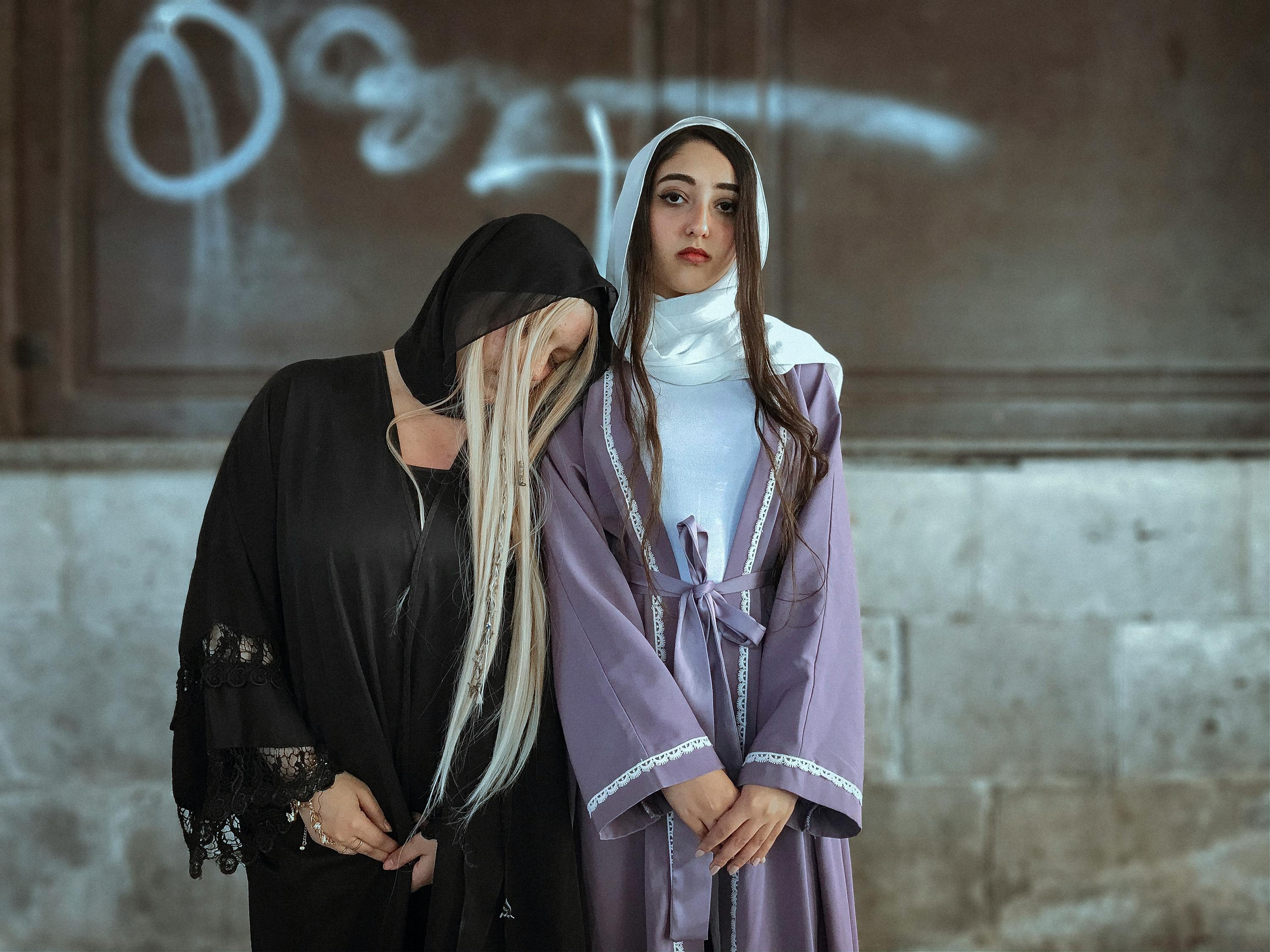 原來(lái)是美男演員表揭秘，熒幕背后的魅力面孔探索