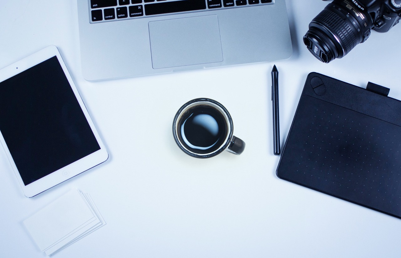 最新iPad全方位對(duì)比評(píng)測(cè)，性能、設(shè)計(jì)與價(jià)值深度剖析