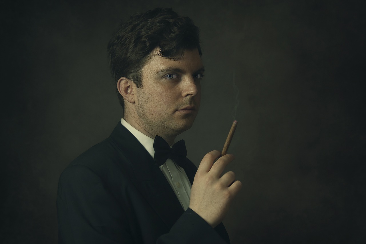 優(yōu)秀演員王強(qiáng)，身高揭秘與多面魅力的探究