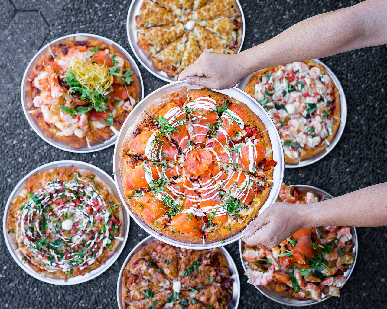 最新風(fēng)味披薩，引領(lǐng)味覺革命的美食盛宴