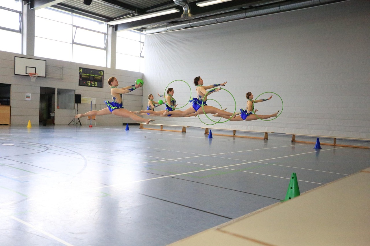 廣場舞新舞變隊(duì)形大賽奪冠風(fēng)采，榮獲一等獎的華麗舞姿展示