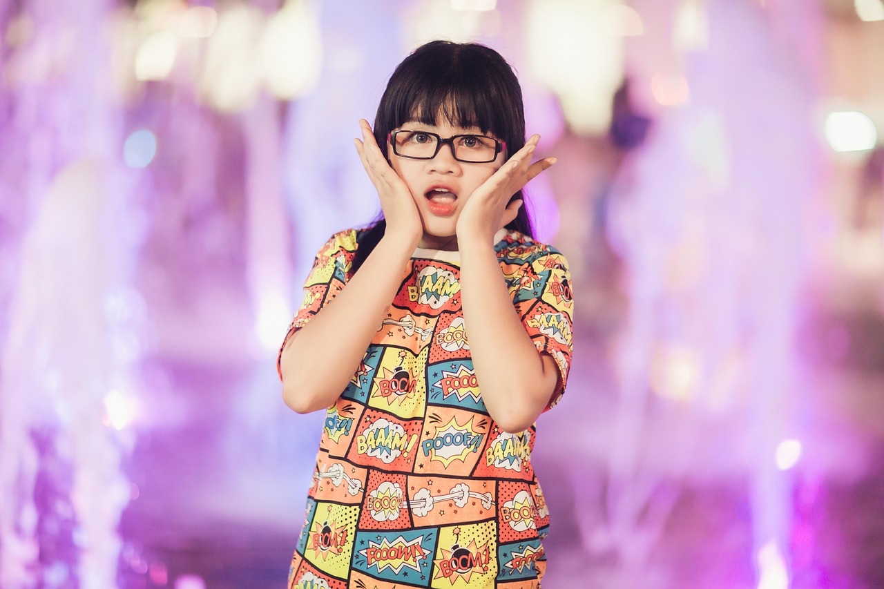 QQ女動(dòng)漫頭像，時(shí)尚潮流與個(gè)性表達(dá)的新寵之選