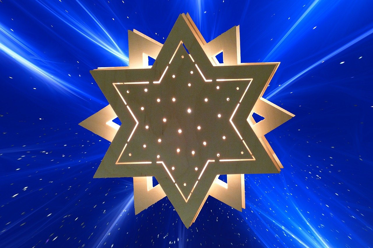 姚星彤最新資訊，閃耀之星持續(xù)發(fā)光，事業(yè)持續(xù)上升之路