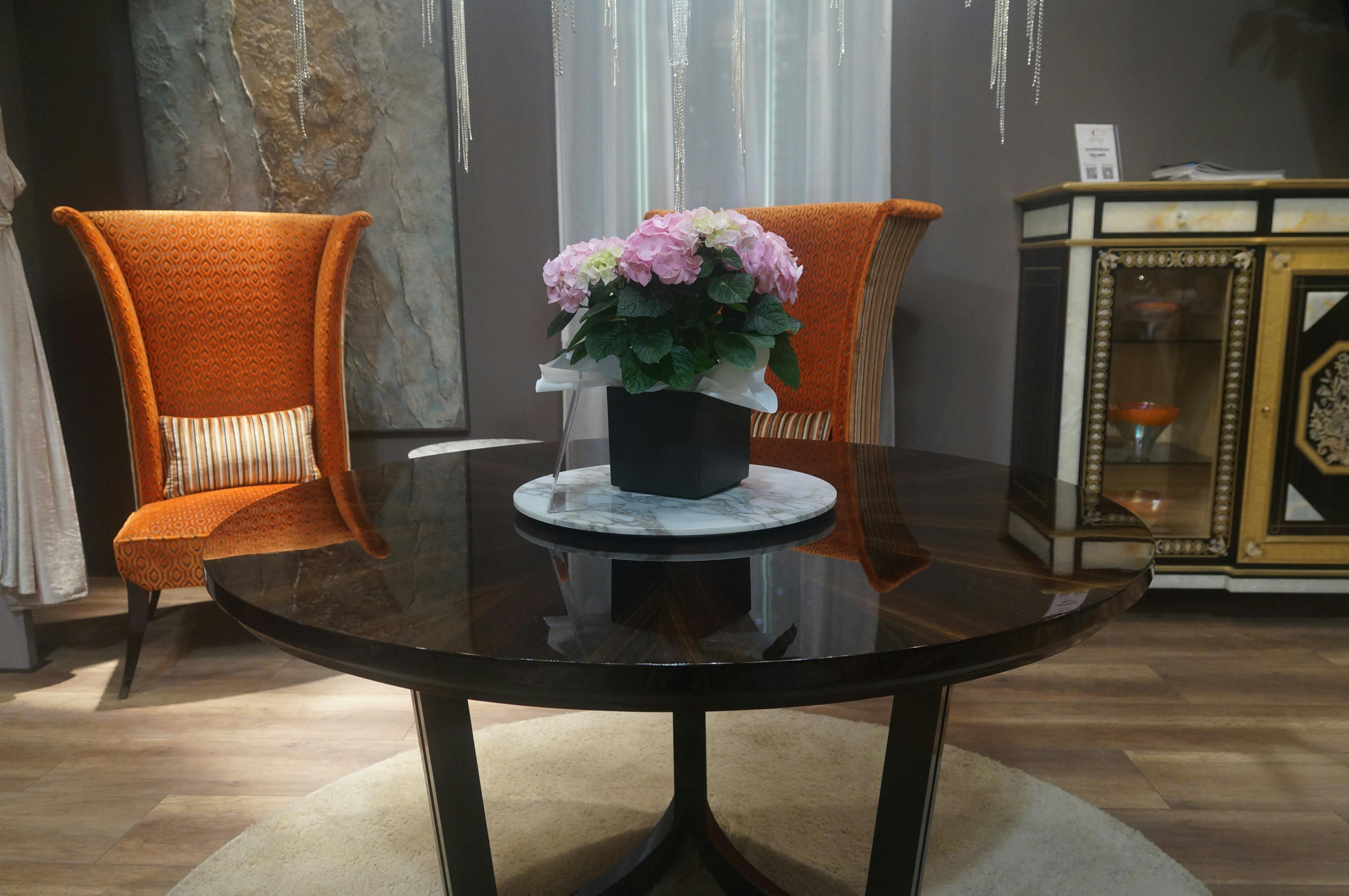 電視柜，家居美學(xué)的多維展示典范