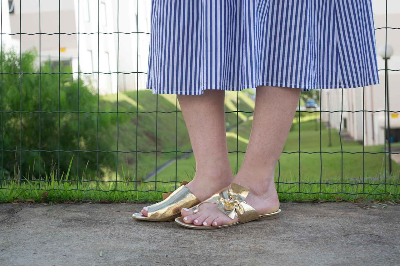 高檔女式風衣最新款，時尚與品質(zhì)的完美融合風采展現(xiàn)