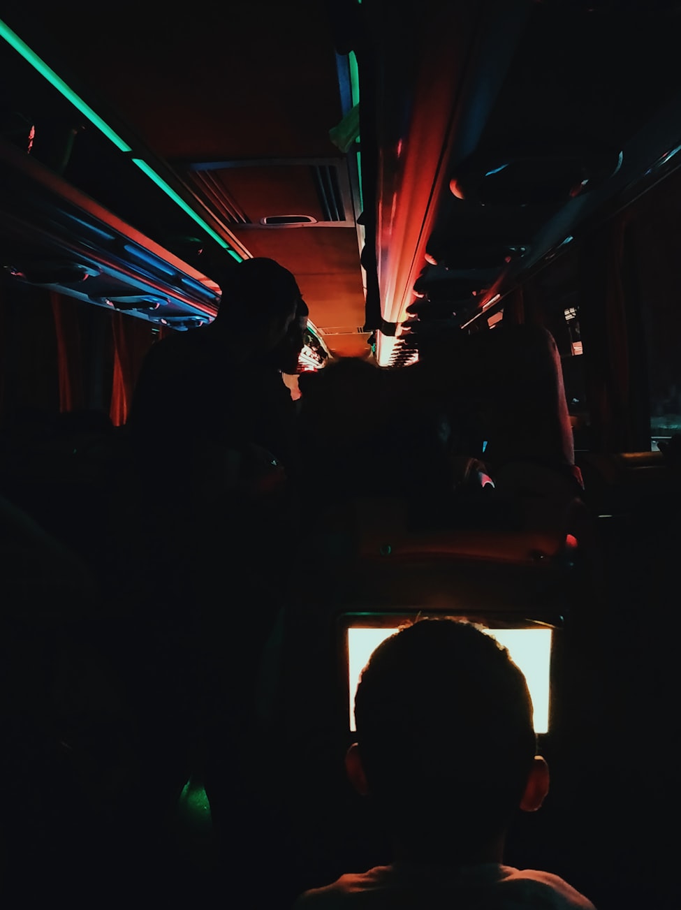 唐祟榮引領前沿科技，創(chuàng)新行業(yè)新動態(tài)