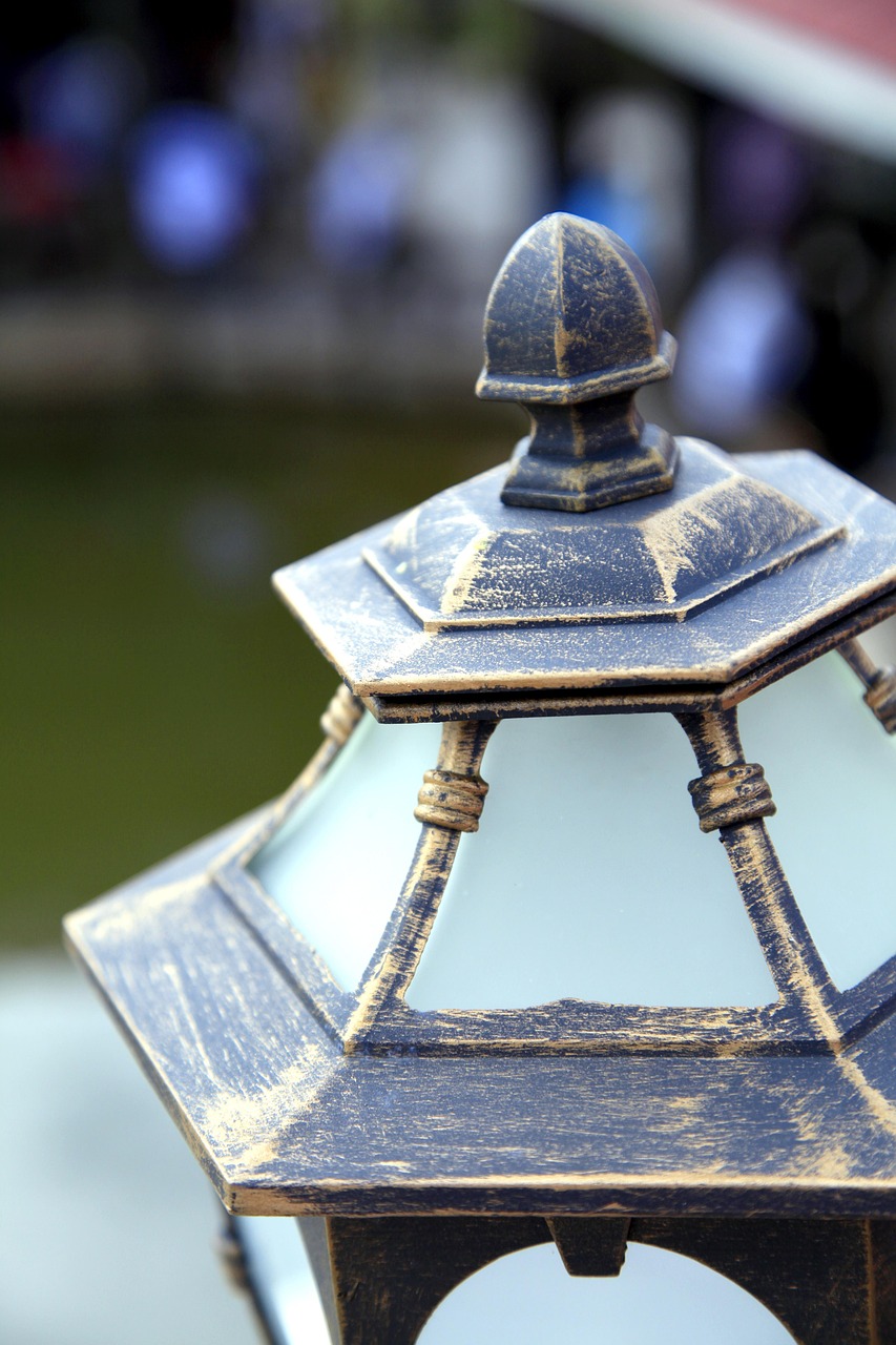 美的燈具價(jià)格與圖案，探索光影藝術(shù)的魅力與價(jià)值揭秘