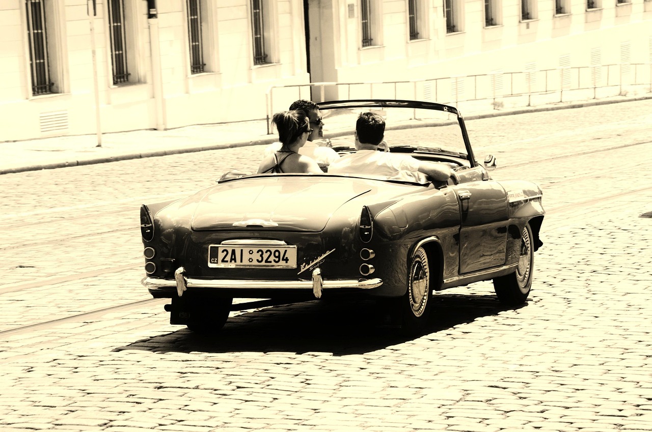 揭秘豪華SUV路虎極光誕生與綻放，上市時(shí)刻回顧