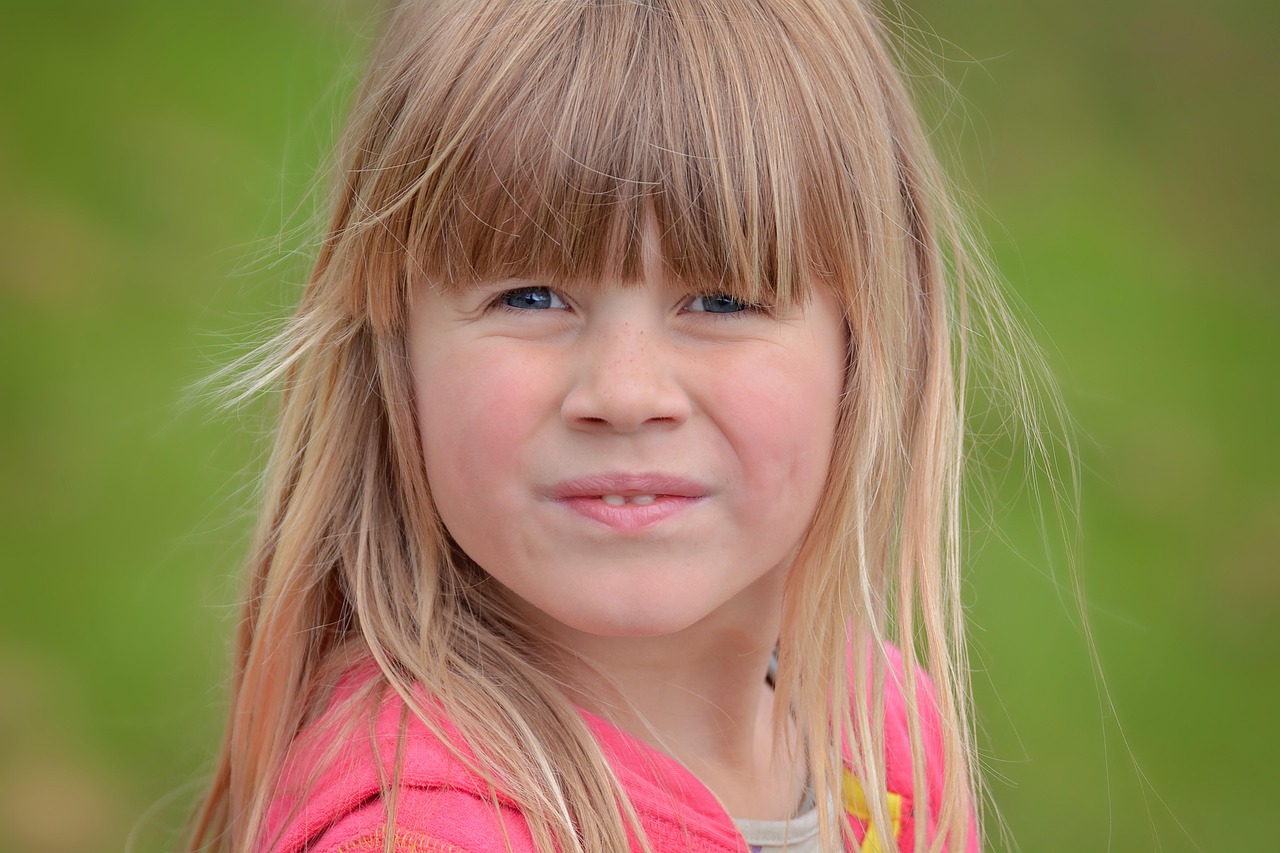 抽煙的女明星現(xiàn)象，多元解讀與探討